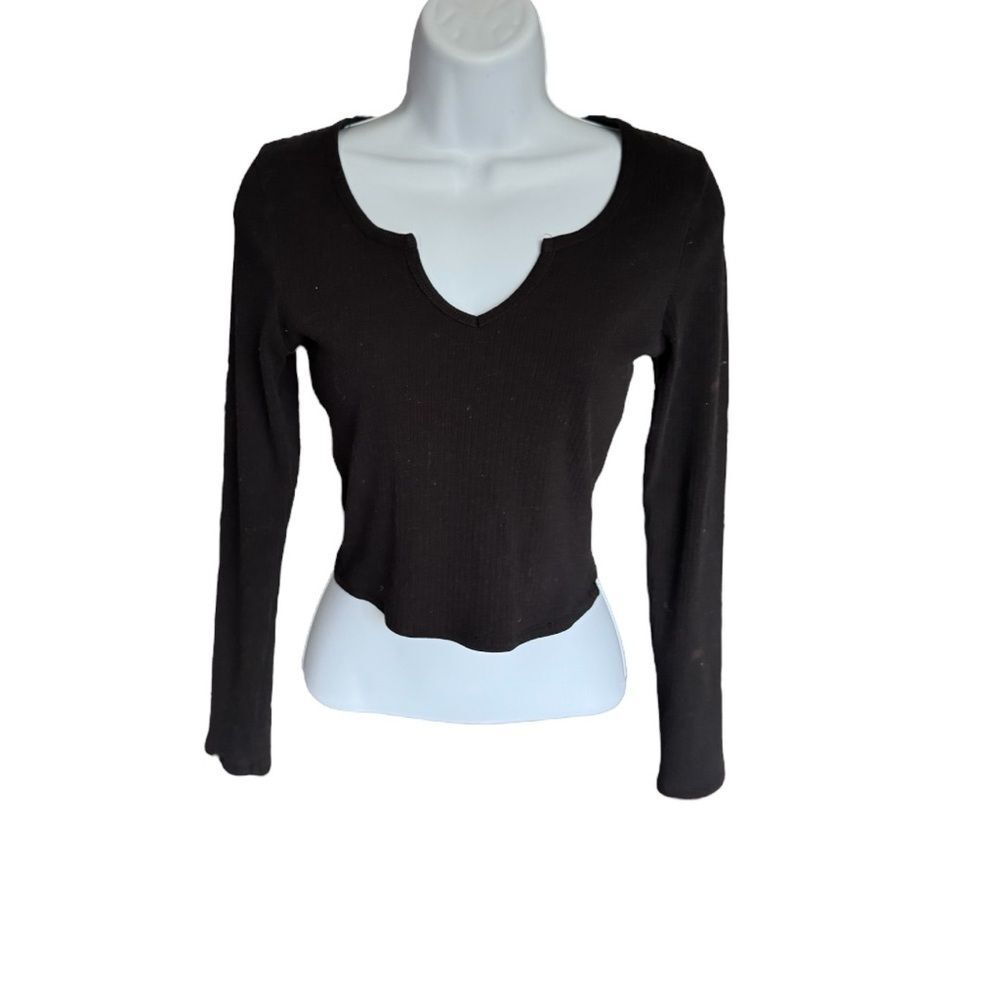 Black Long Sleeve Junior’s Top